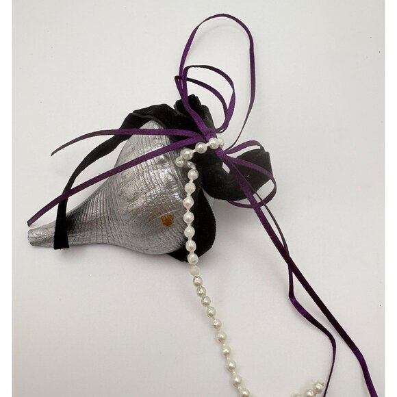 Vintage Silver Tone Conch Shell Christmas Ornament Purple Black Ribbon Accents - Picture 4 of 6